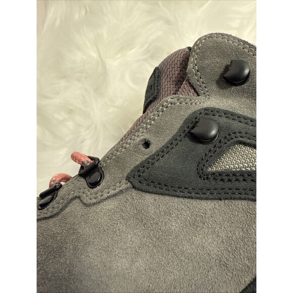 Columbia Womens Newton Ridge Gray Hiking Boots Size 10 New w flaw - Picture 9 of 9